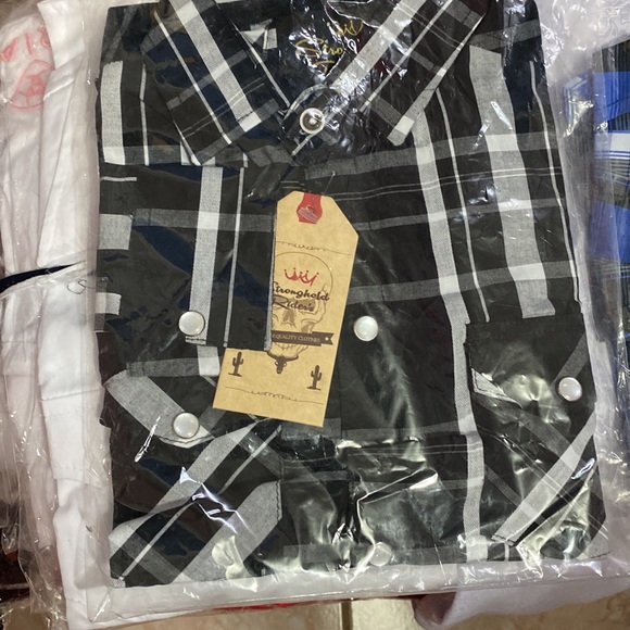 Cowboy shirts, Ariat m to all large sizes - Picture 4 of 4